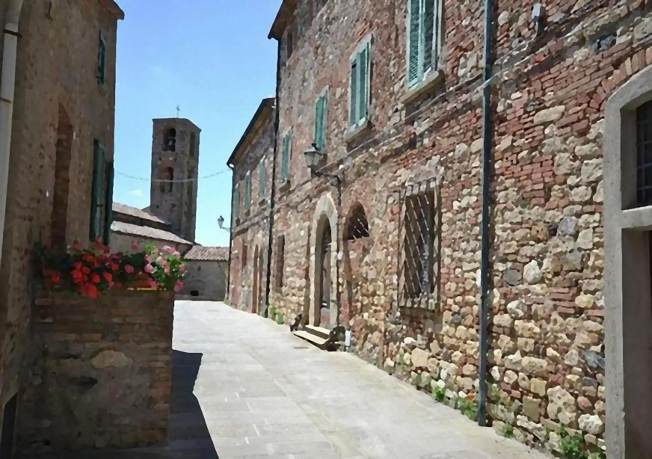 Tuscan Farmhouse With 7 Apartments For Max 30 Persons Montecastelli Pisano Villa